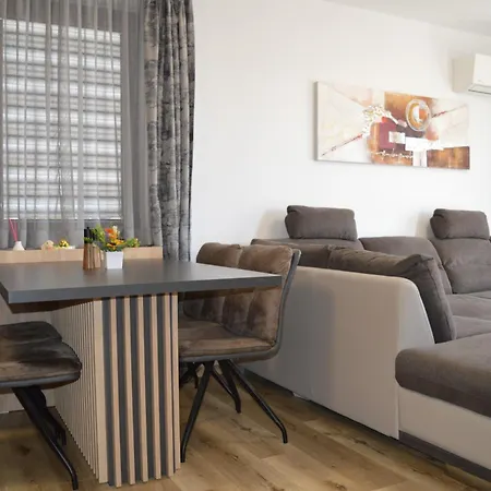 Апартаменты Sea Sunrise