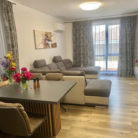 Sea Sunrise Апартаменты Бургас